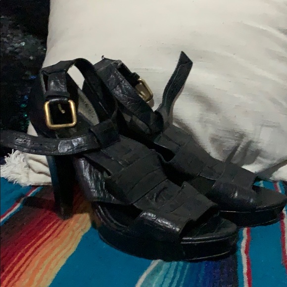 Zara Shoes - Zara Embossed Leather Heeled Sandals